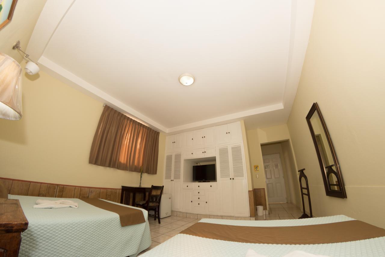 Hotel Meson De Maria Antiguo Cuscatlán 외부 사진