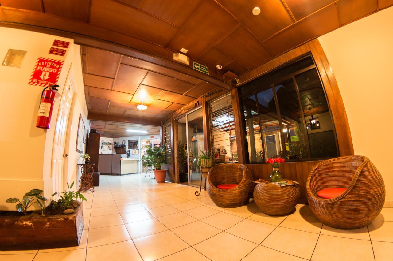Hotel Meson De Maria Antiguo Cuscatlán 외부 사진