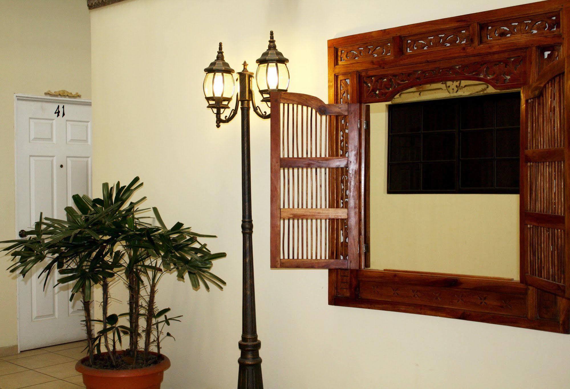 Hotel Meson De Maria Antiguo Cuscatlán 외부 사진